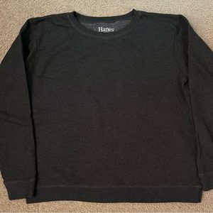 Used Hanes Women’s Crewneck Sweatshirt